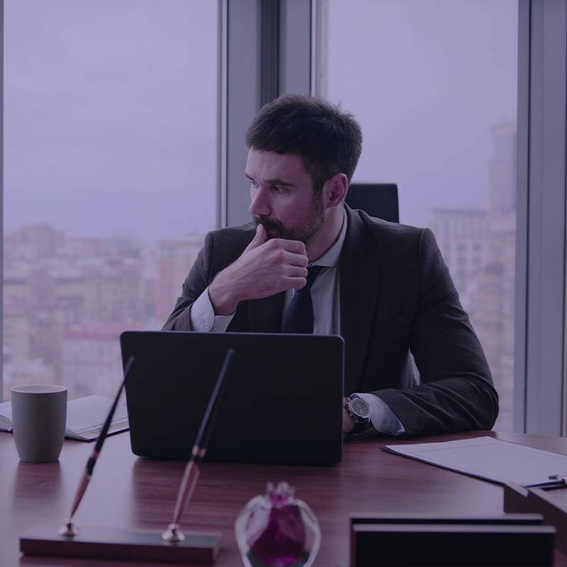 الهدوء تحت الضغط: ذكاؤك العاطفي في اللحظة الحرجة